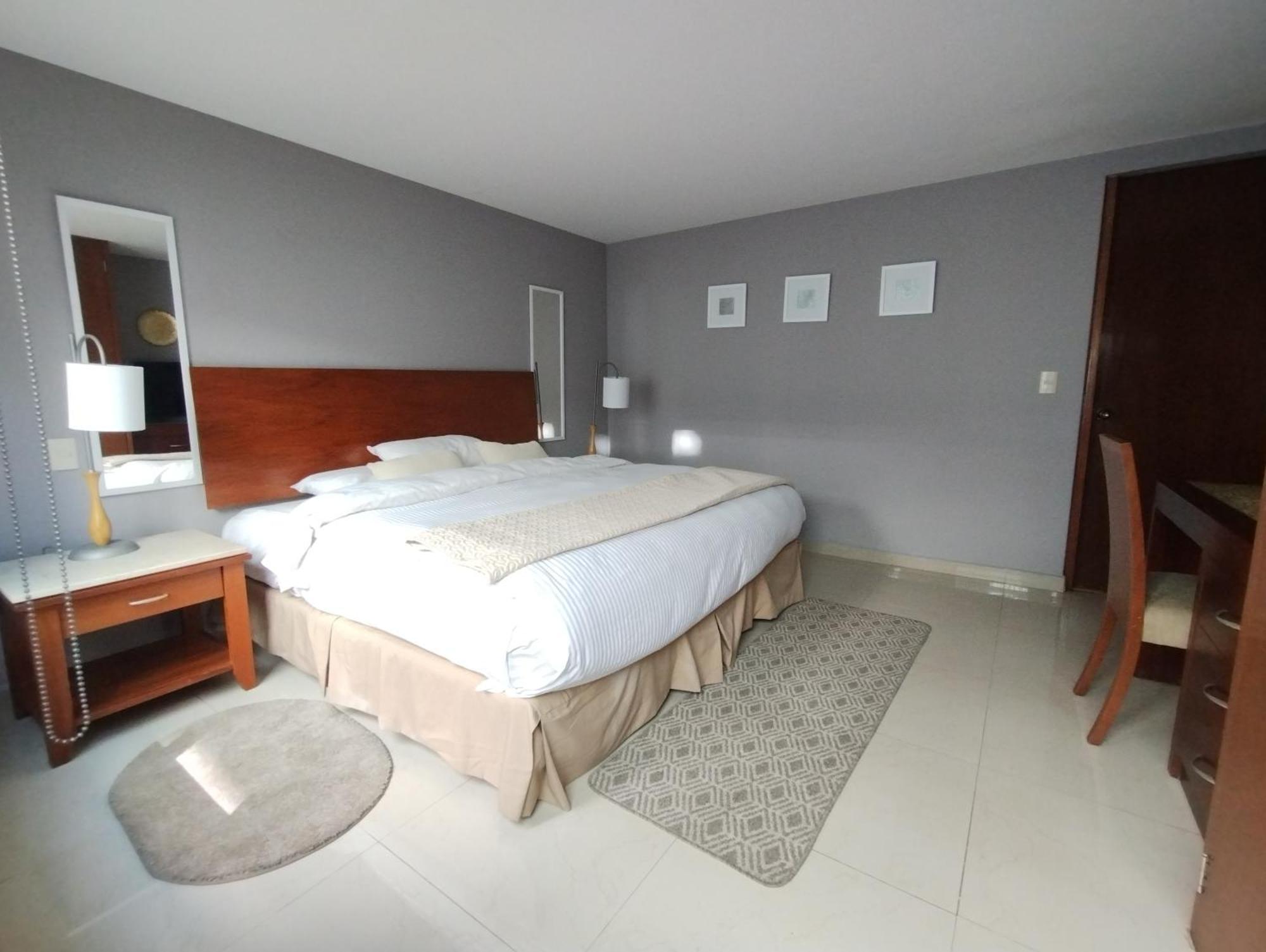 Residence L'Heritage Aristoteles 140 By Bluebay เม็กซิโกซิตี้ ภายนอก รูปภาพ