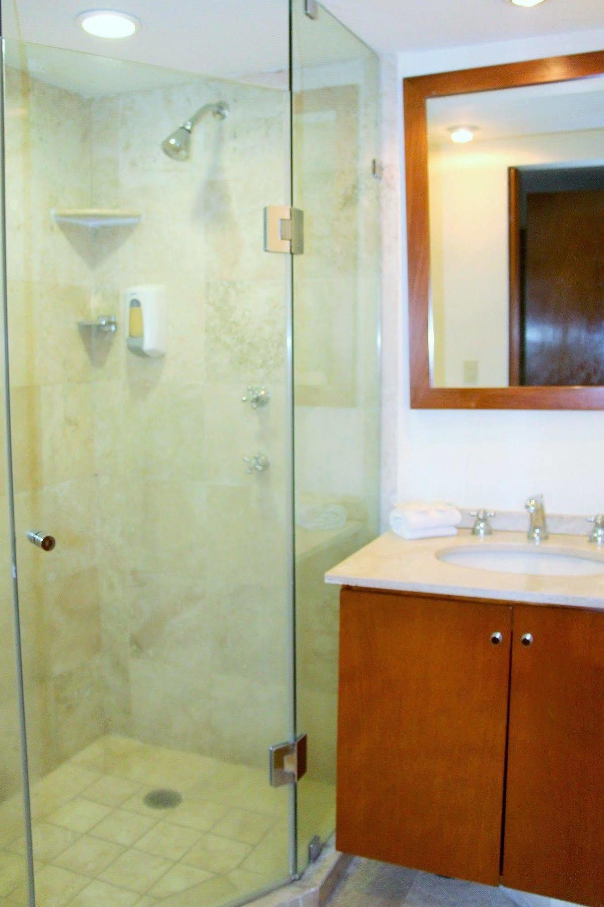 Residence L'Heritage Aristoteles 140 By Bluebay เม็กซิโกซิตี้ ภายนอก รูปภาพ